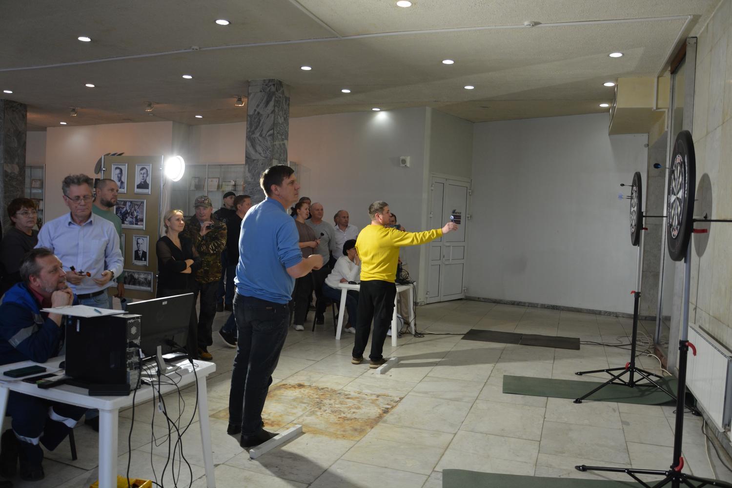 Завод «Ижсталь» провел турнир по дартсу Завод «Ижсталь» провел турнир по дартсу